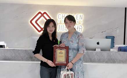 90后的小姐姐沒(méi)有放棄自己創(chuàng)業(yè)的想法