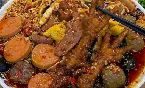 賣冒菜的利潤有多大，帽哥告訴你